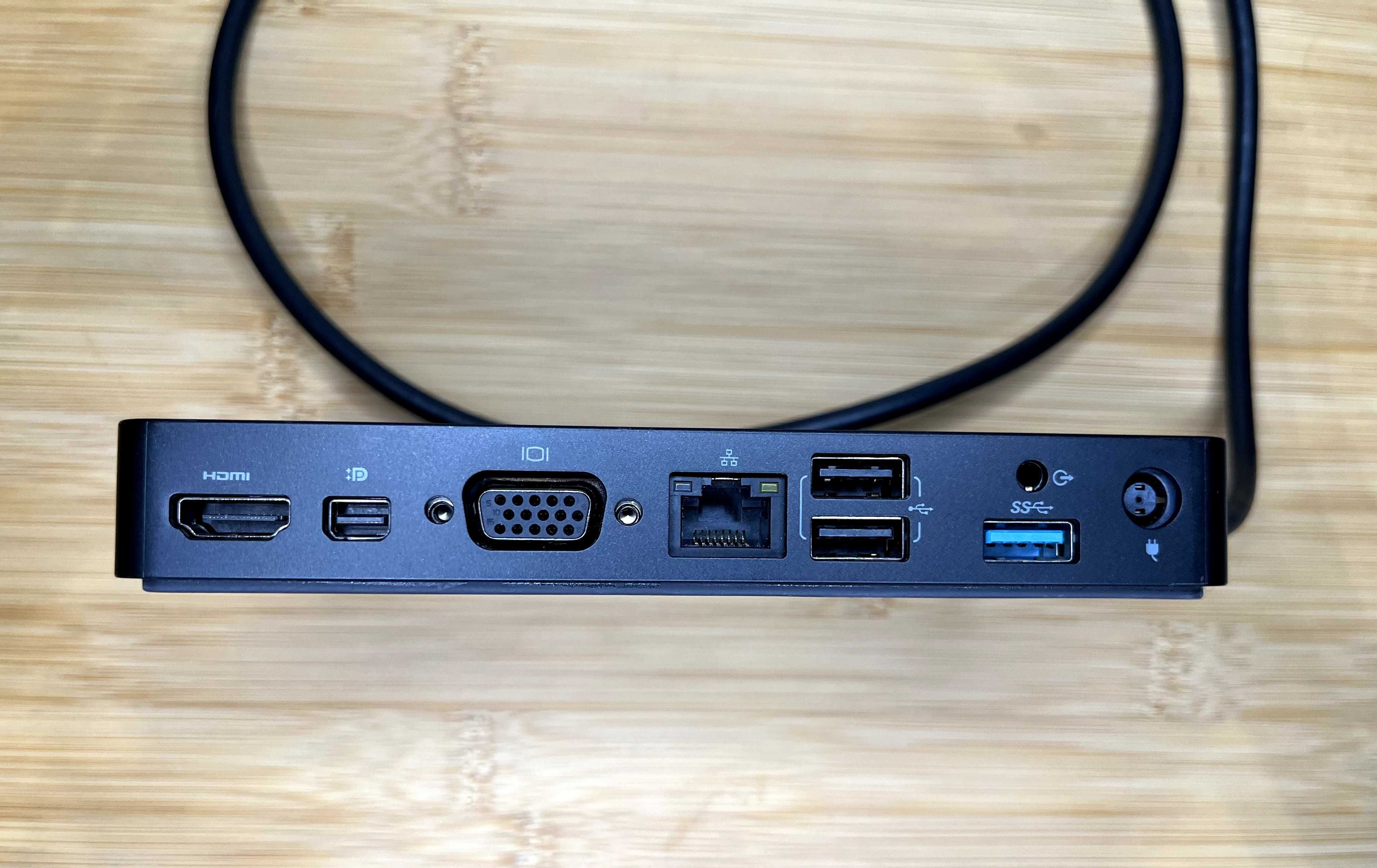 Stacja dokująca Dell WD15 Dock 180W – używana, w pełni sprawna