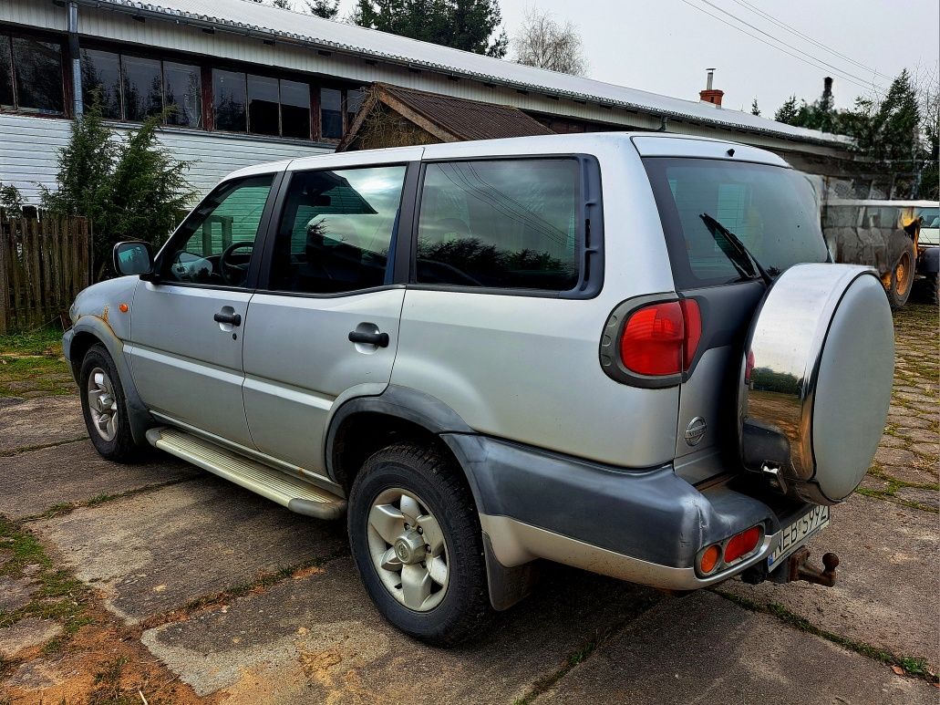 Nissan Terrano 2