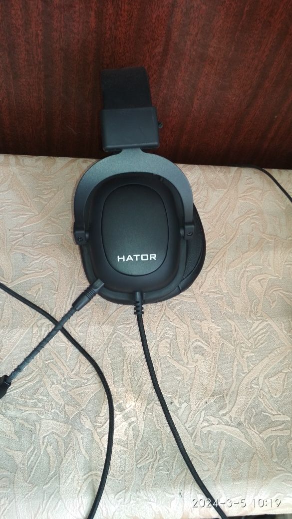 Игровые наушники huter