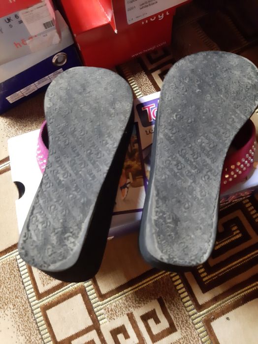 Шльопанці skechers шльопки 38