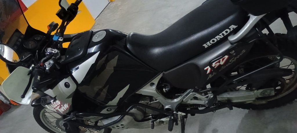 Africa twin xrv 750 RD07