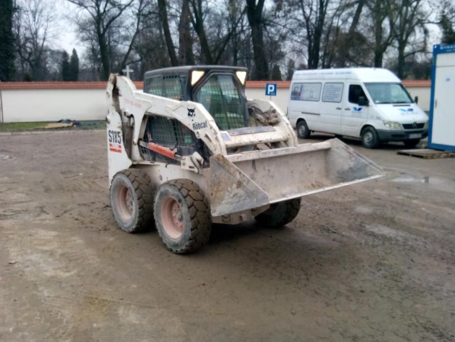 Miniładowarka Bobcat usługi kraków ładowarka