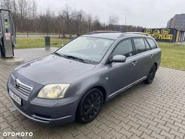 Toyota Avensis T25 1.8 Benzyna