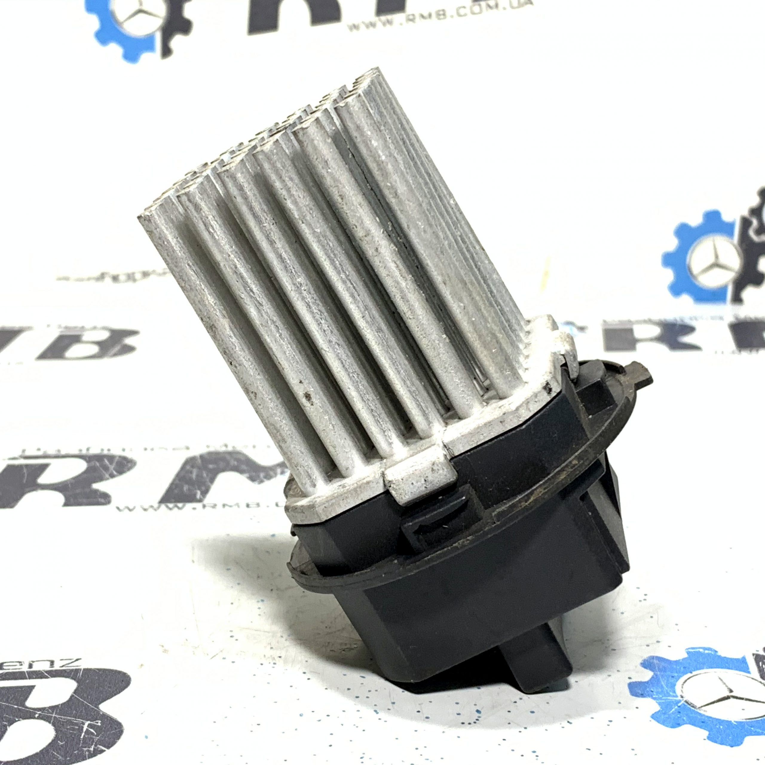 Реостат печки резистор вентилятора на Мерседес Спринтер W 906 2.2 3.0