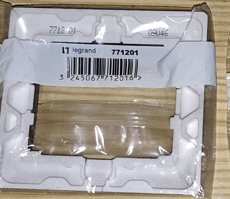 Tomada / Ficha Completa Parede