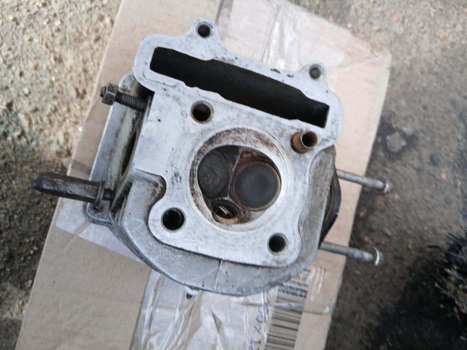 Головка 125/150 куб. 4 т. Кит. Скутера -гарний  стан