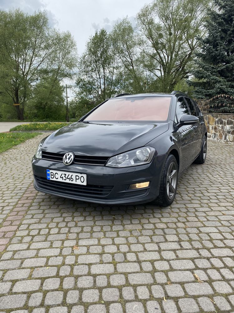 Продам Volkswagen GOLF 7