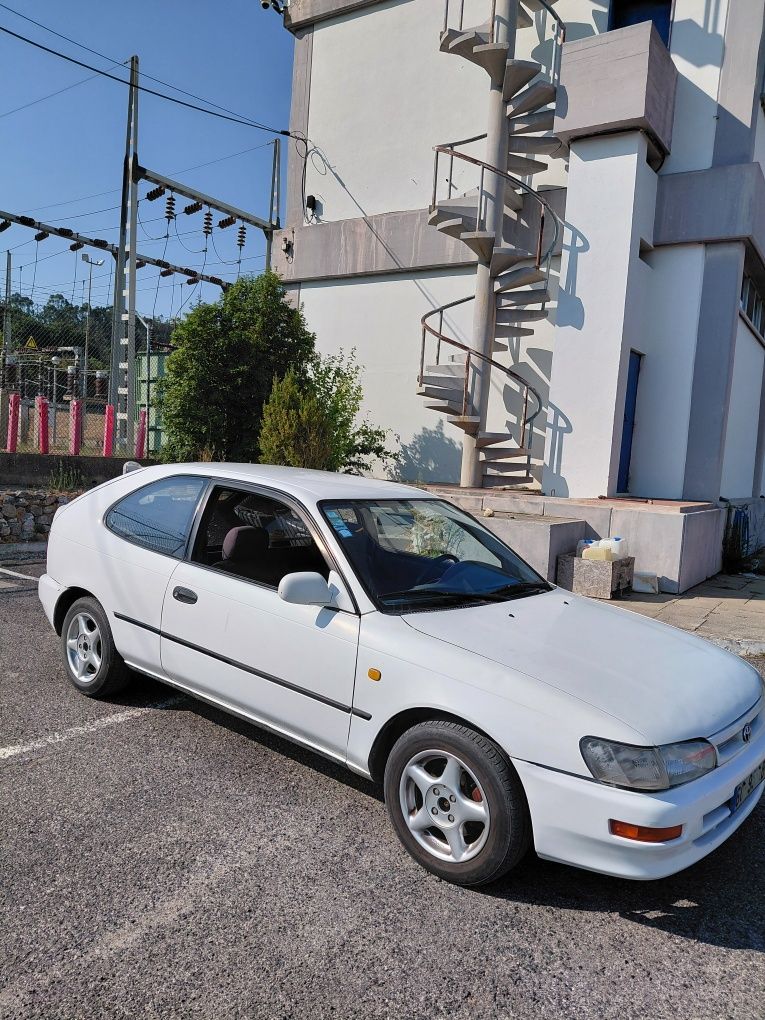 Toyota Corolla 2.0D Starvan