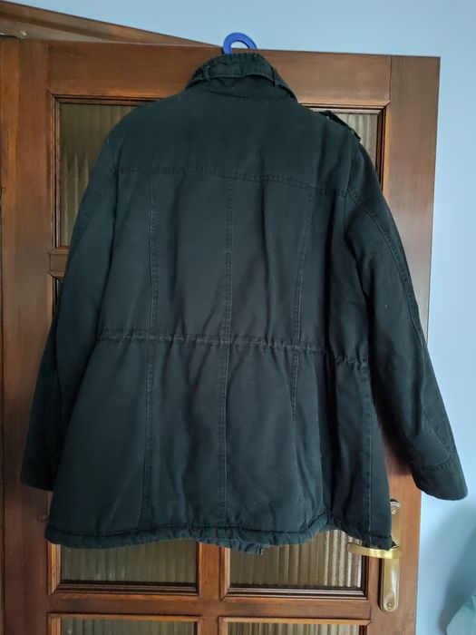 Kurtka zimowa zapinana na zamek i zatrzaski rozmiar 46/48