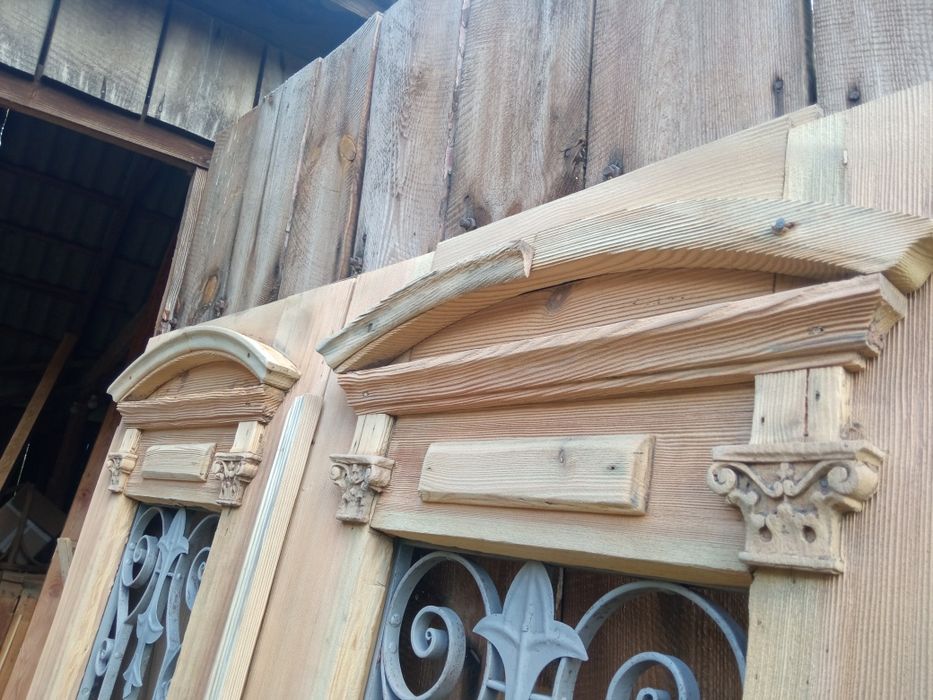 Drzwi drewniane / stare / zabytkowe / rustykalne / antyk