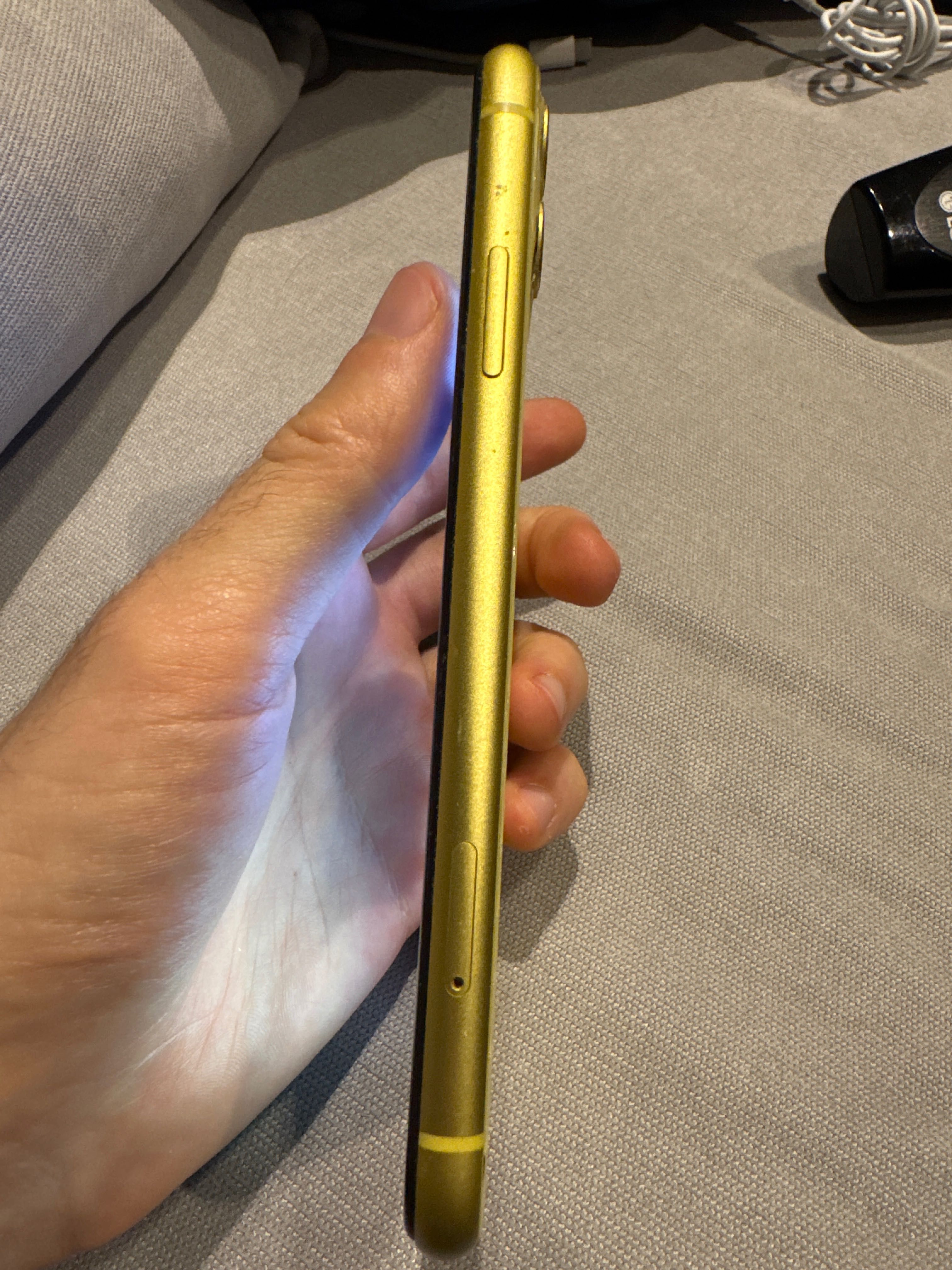 Apple iPhone 11 iCloud/activation lock