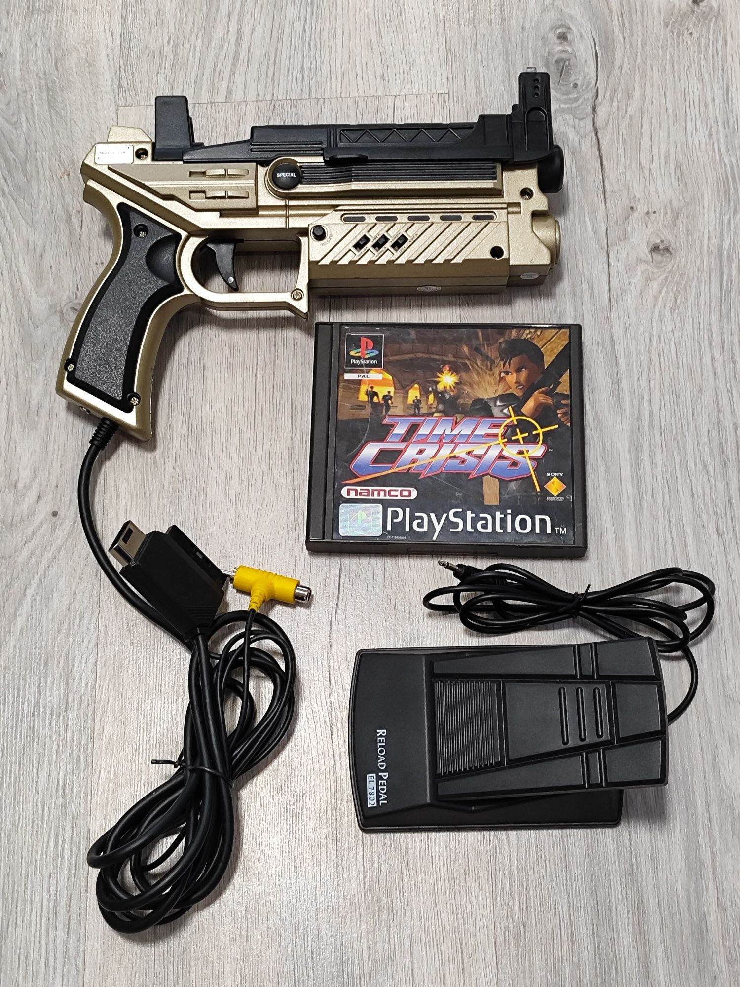 LightGun для Play Station 1 , PS2 , та SEGA Saturn диск TimeCrisis PS1