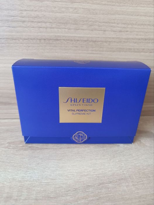 Набір shiseido vital perfection supreme kit крем для обличчя зморшок