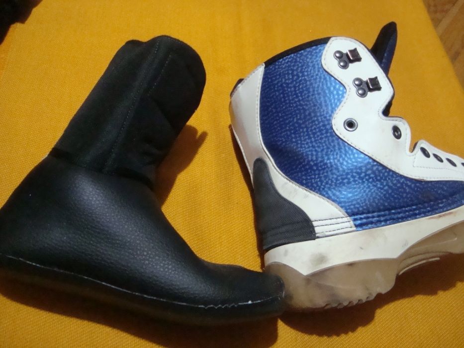 buty snoboardowe Shark -model Modes roz 37- 23.5 cm