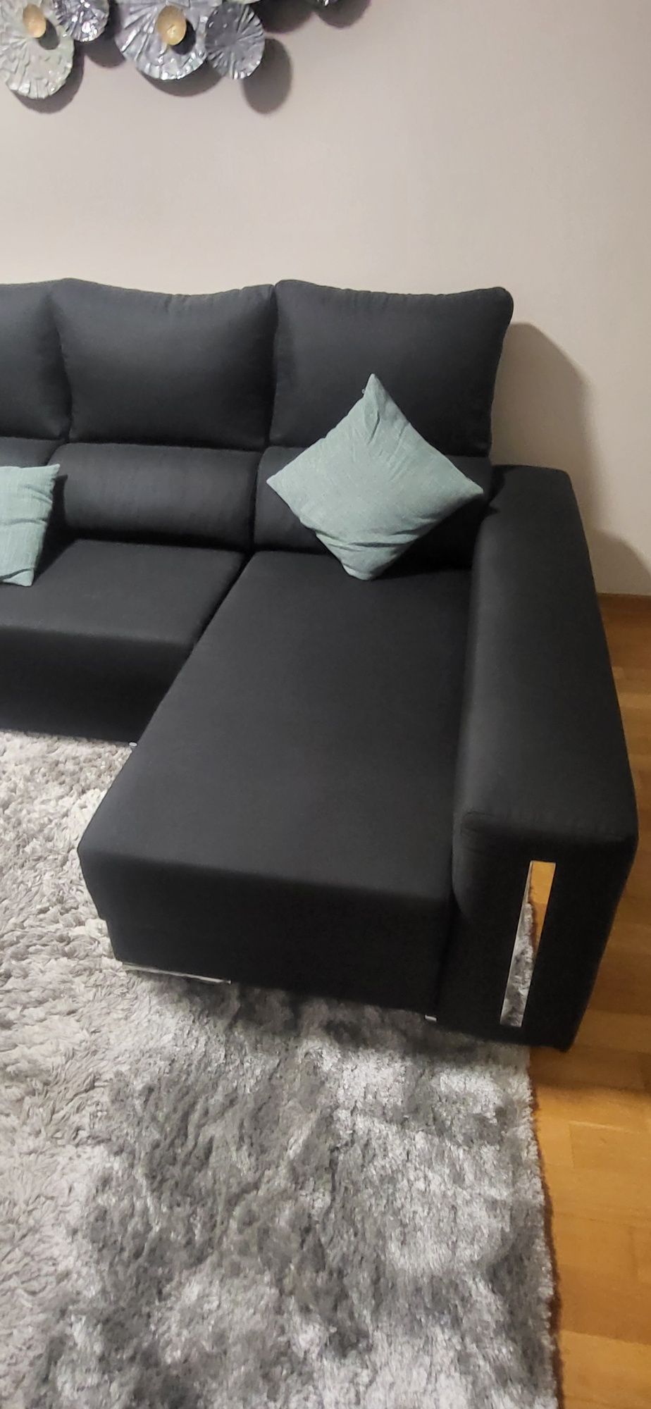 Sofá chaise longue novo