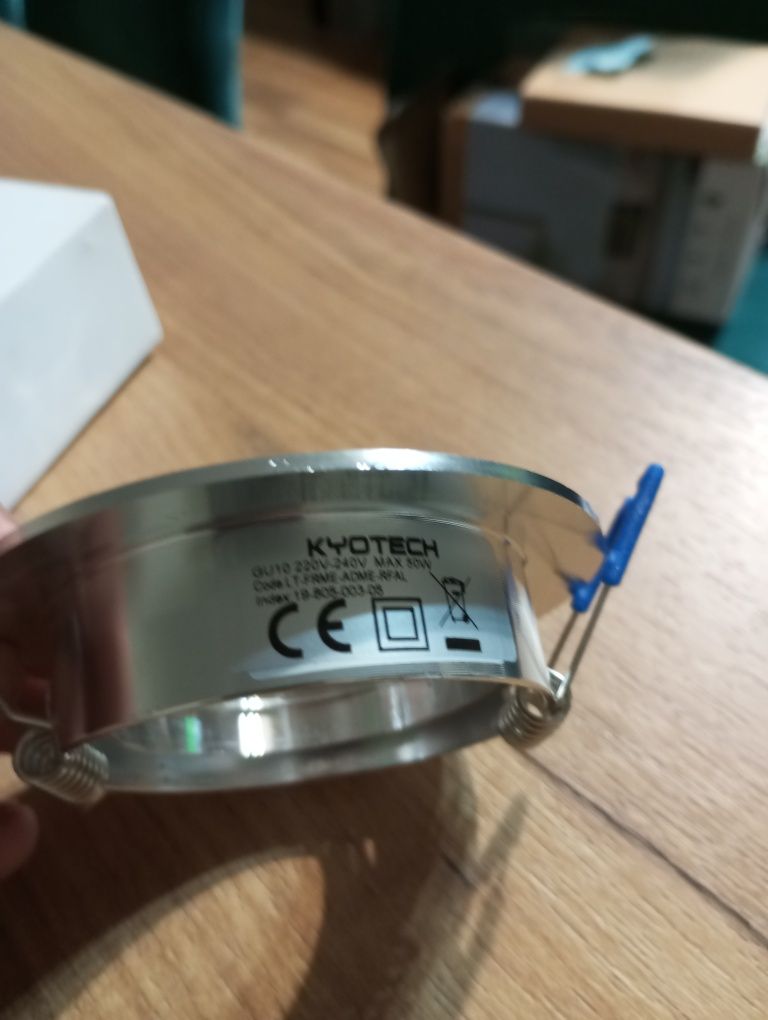 Regulowana oprawa LED