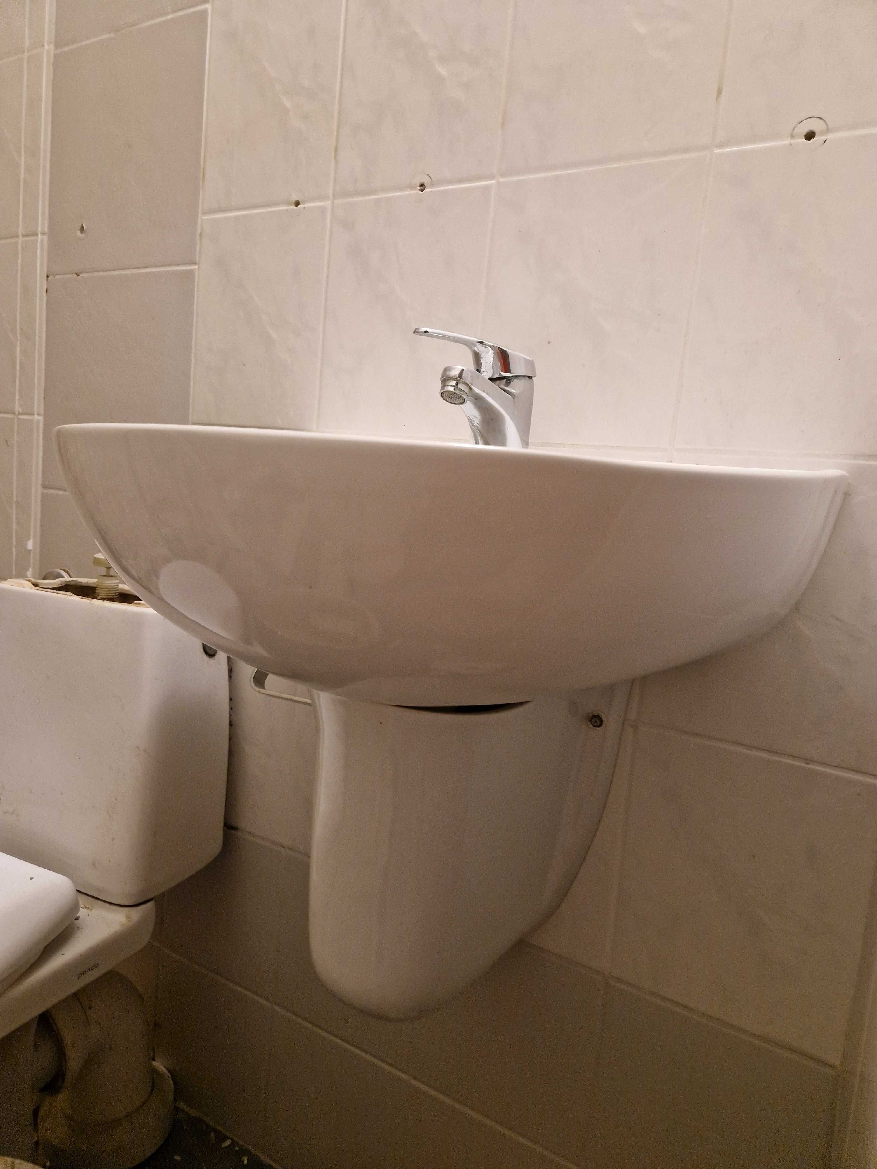 umywalki łazienkowe szerokości 45-50 cm