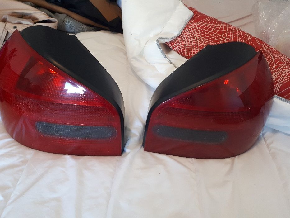 Vendo Farolins Traseiros Audi A3 (1996–2003) de Origem Novos