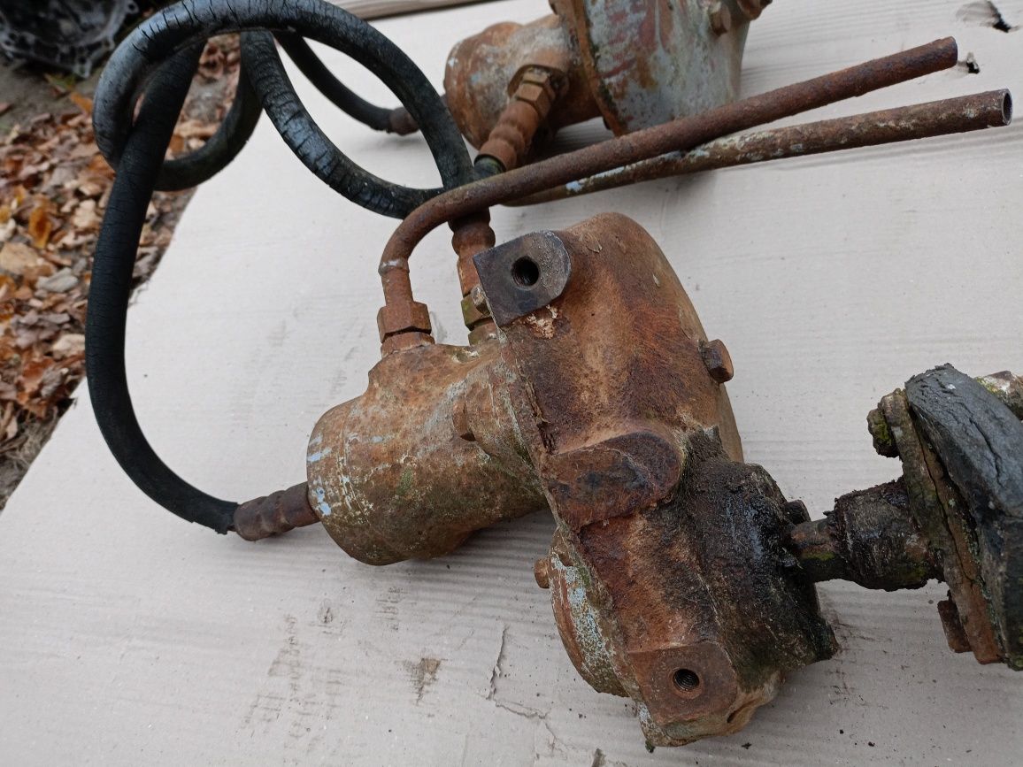 Hydromotor z przekładnią do  rozsiewacza RCW 3