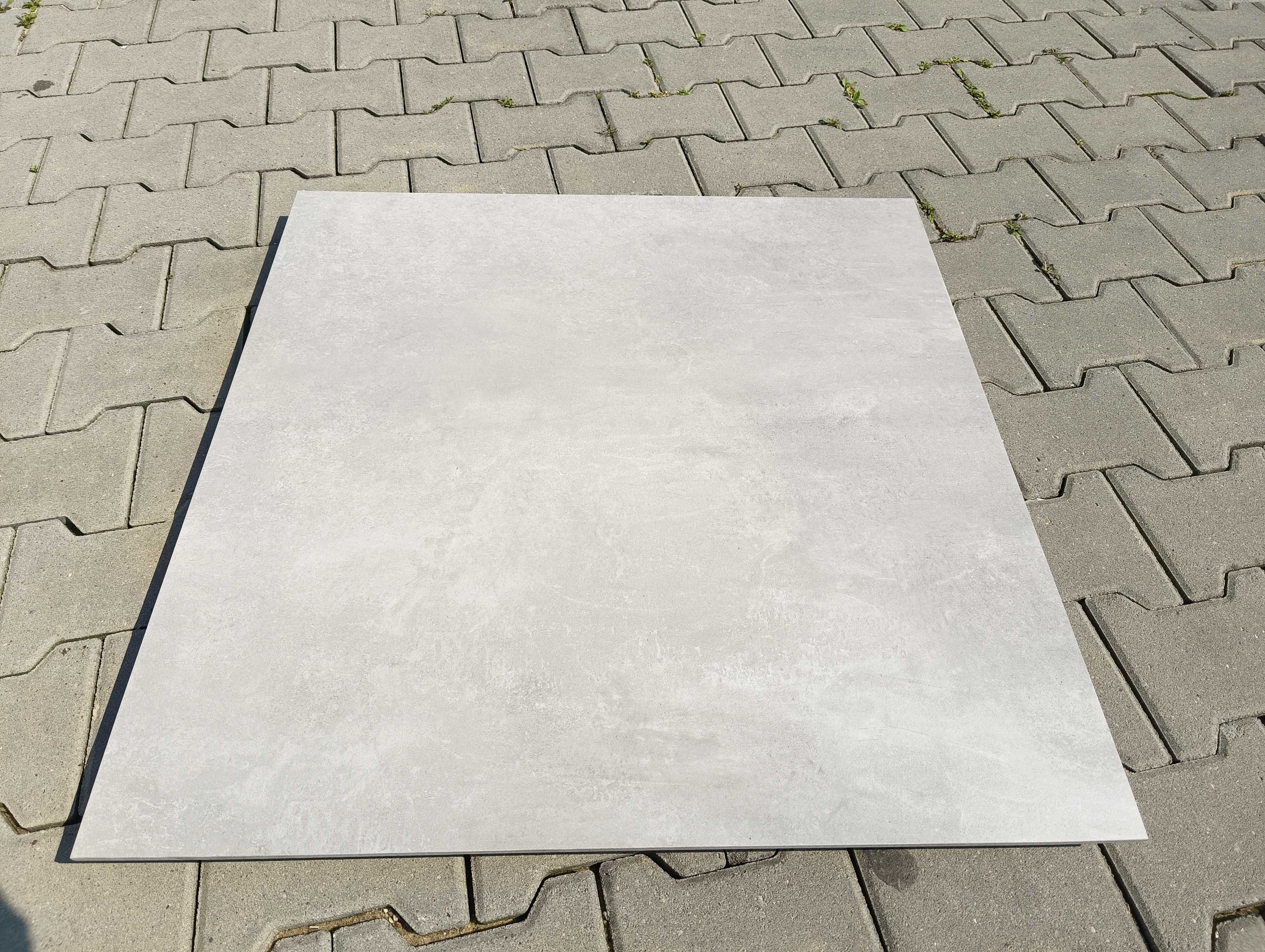 Tanie kafle podłogowe do garażu kotłowni Tassero Gris 79,7x79,7x8 G.3