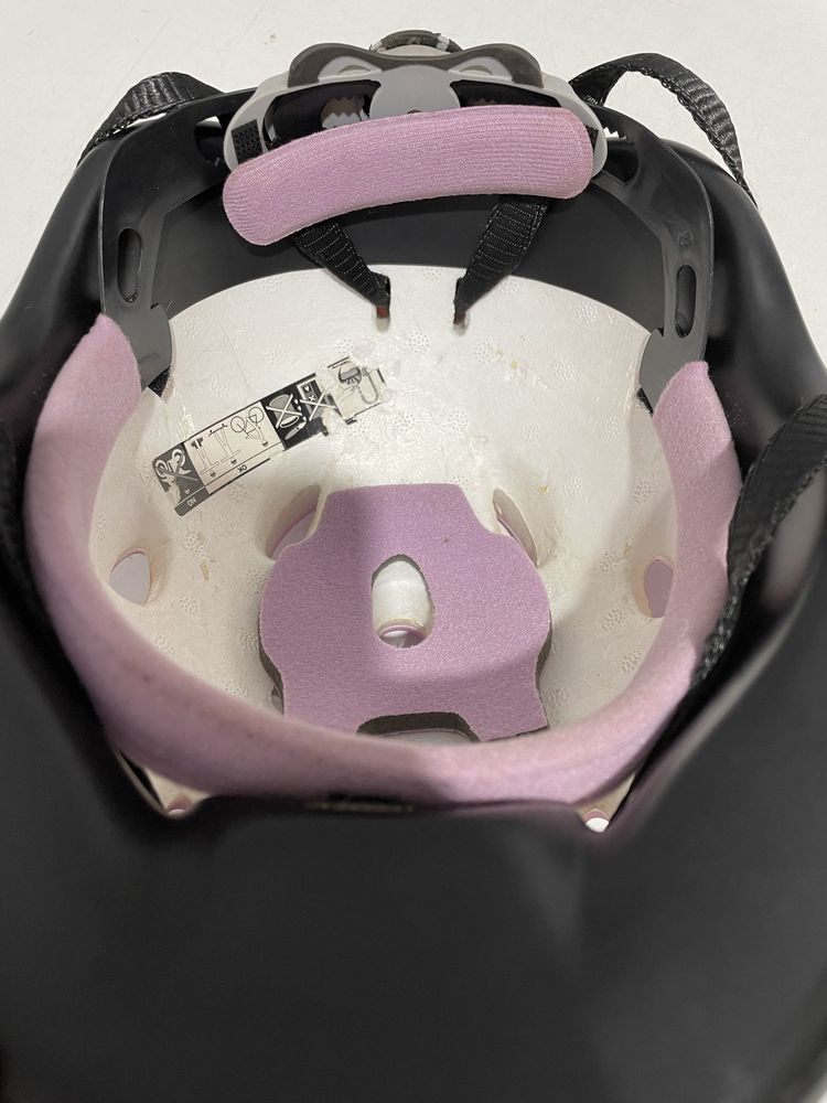 Capacete cor de rosa