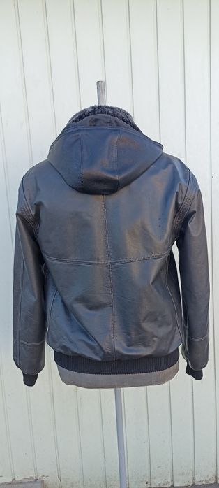 Чоловіча зимова куртка