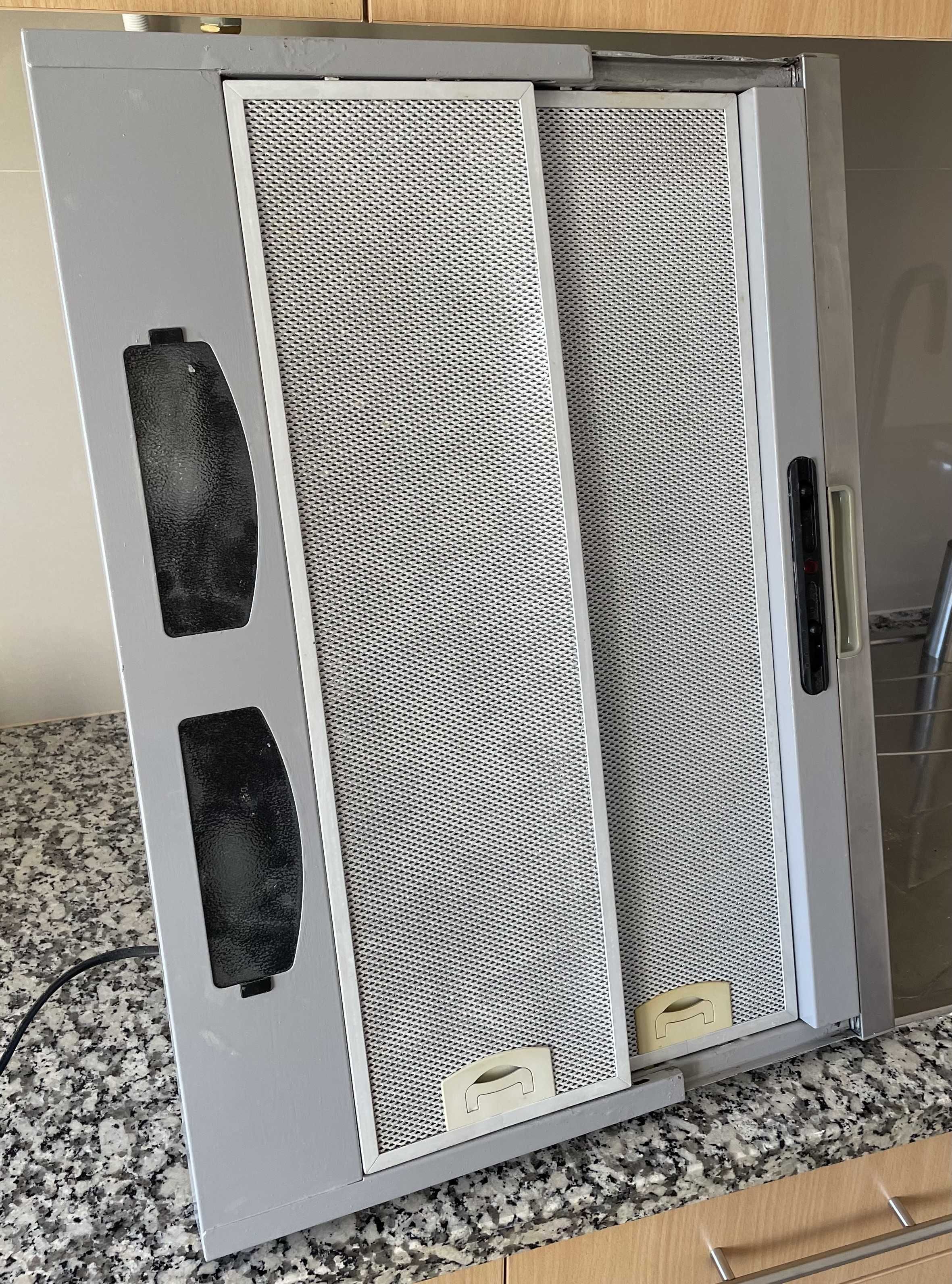Vendo exaustor para encastrar na cozinha