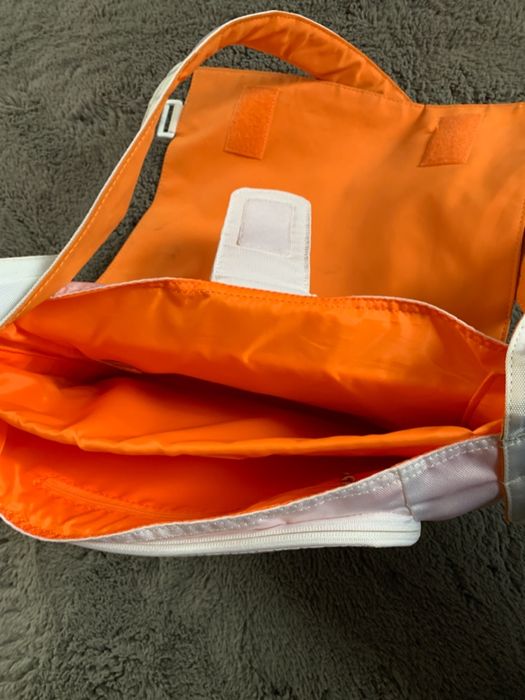 Biała torba na laptopa 15" Lenovo ideapad
