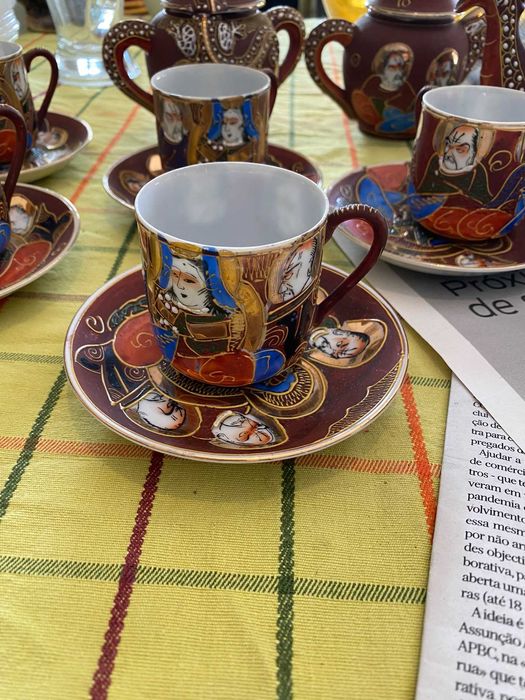 coleccao chinesa com marca de agua tons castanho