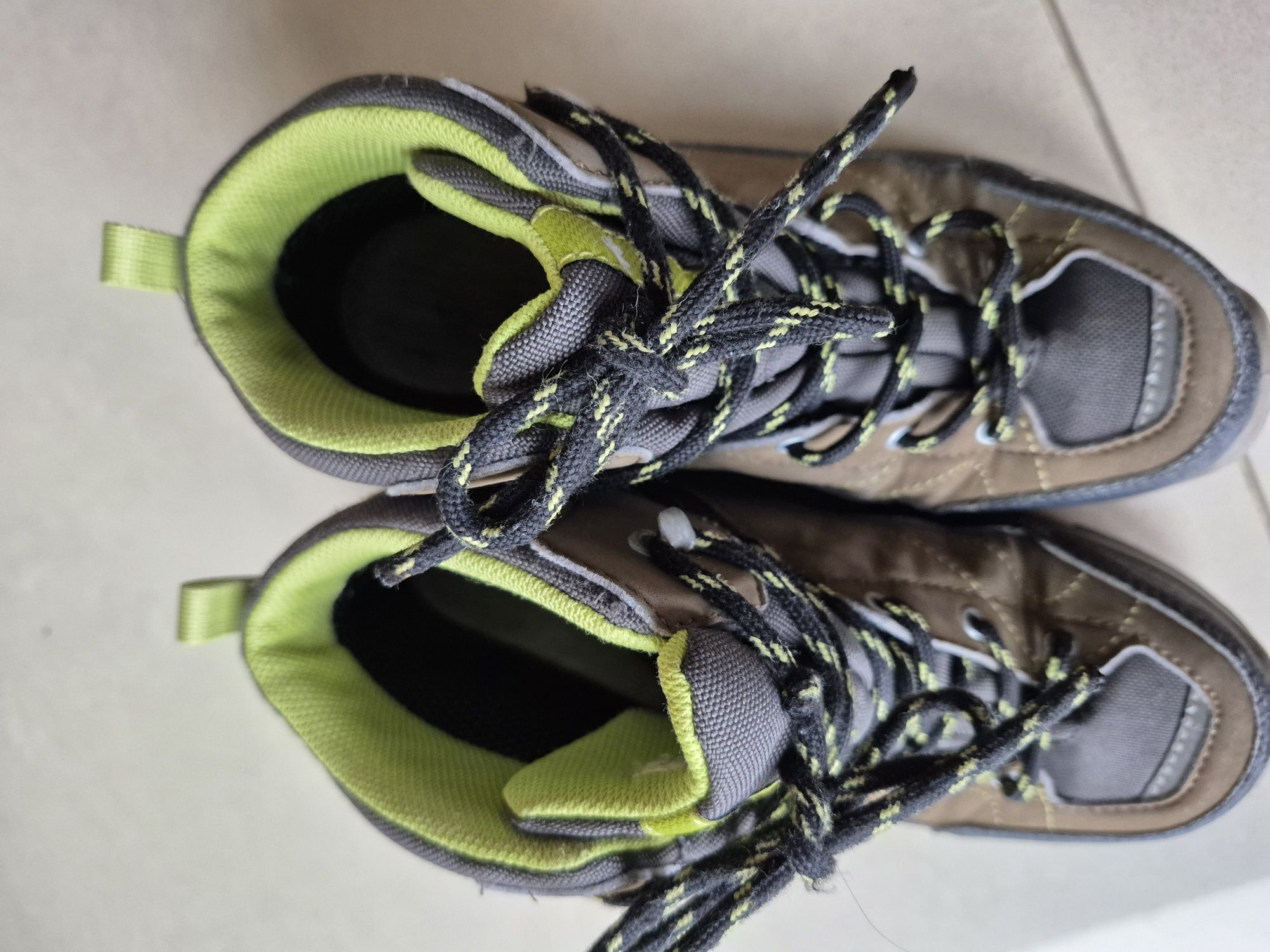 Trapery Quechua 35 buty zimowe