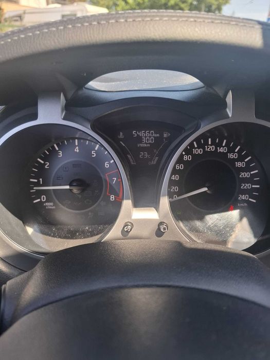 Nissan Juke F15 • 55 000 km • Estofos em Pele • Como Novo!