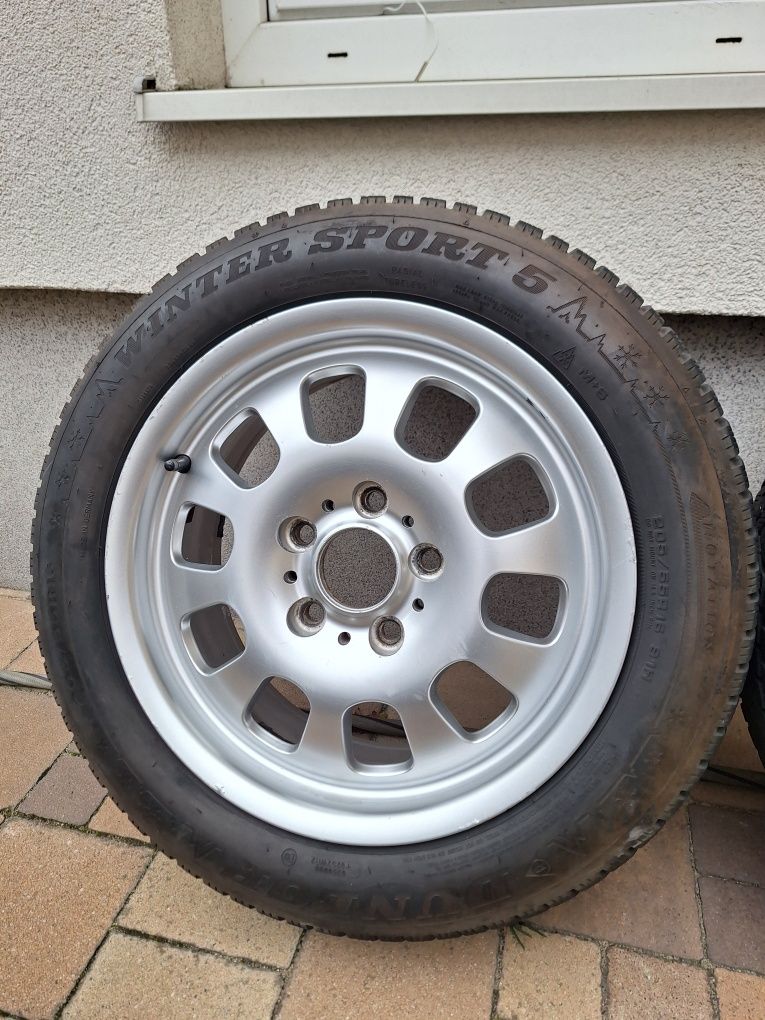 Felgi BMW 16" 7JX16H2 Styling 46 + Opony Dunlop Winter Sport 5 205/55
