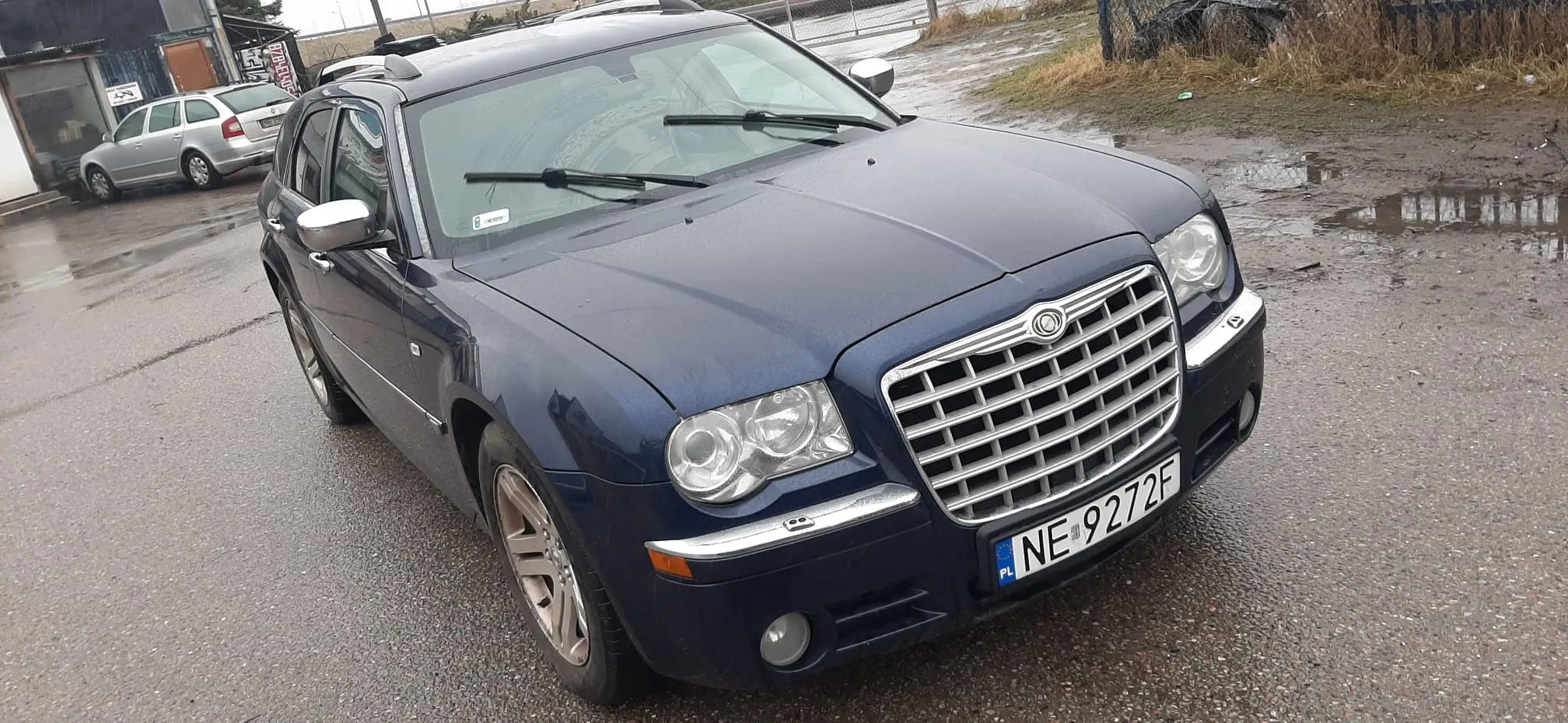 Chrysler 300C Chrysler 300C 2006 rok lekko uszkodzony - jeżdżący