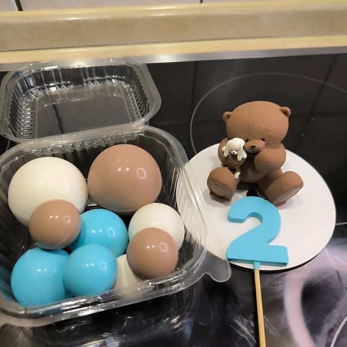 Фігурки з глазурі,цифри,напис буквами ,декор,льодяники