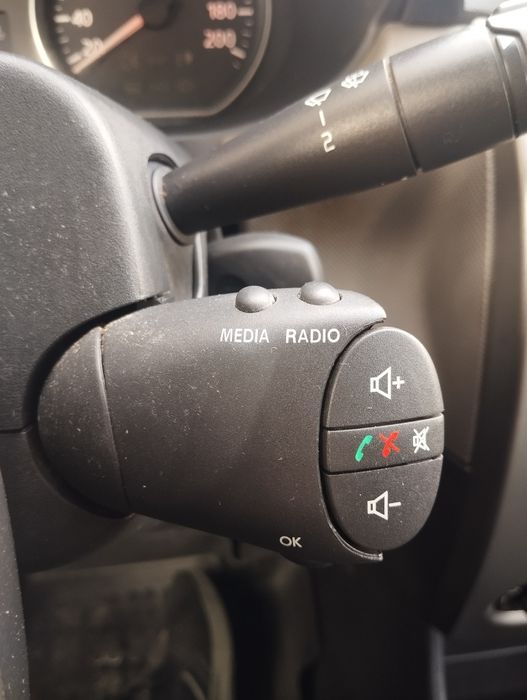 Продам офіційний Рено Сандеро,2012 рік