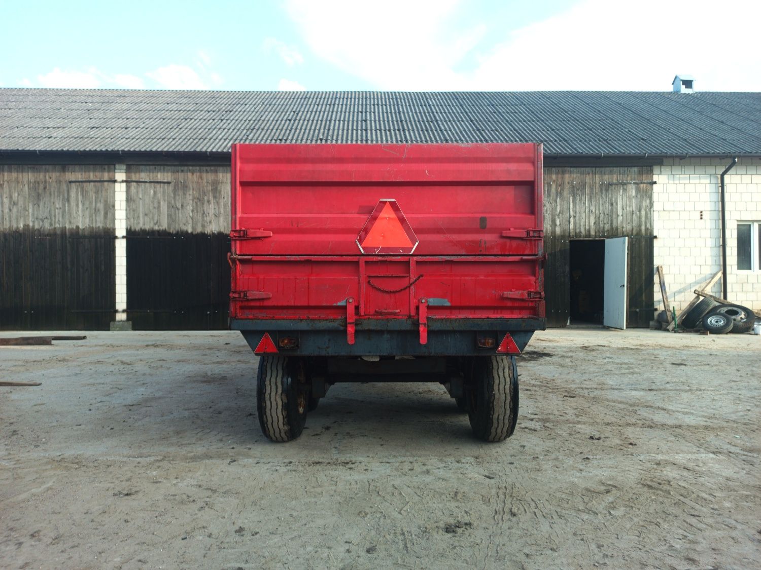 Przyczepa rolnicza tandem 7t