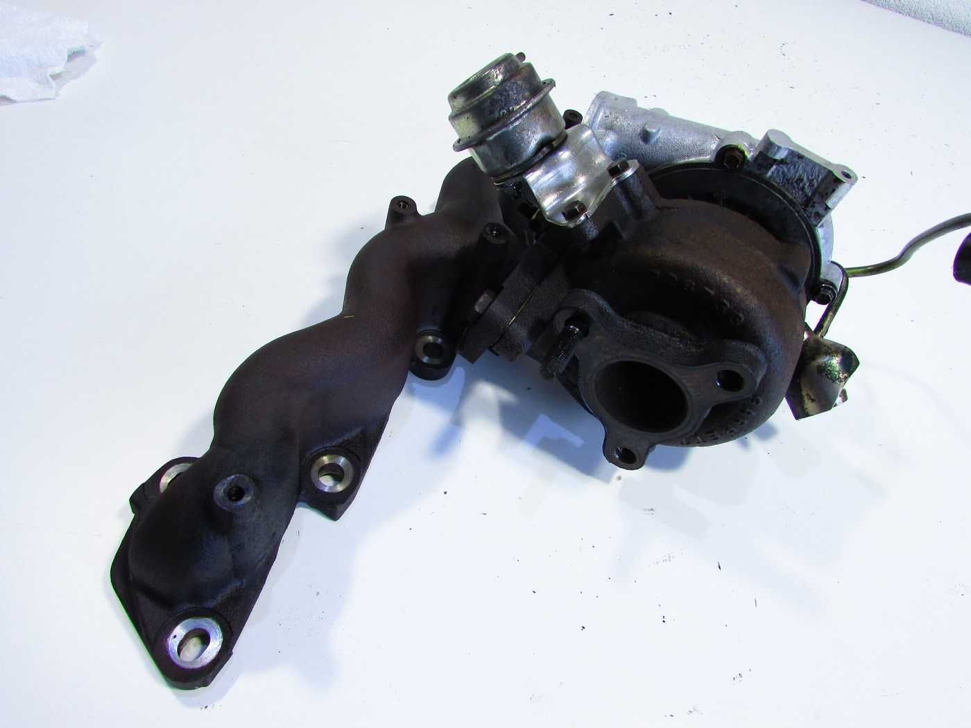 Turbosprężarka turbina nissan x-trail 2.2 dci t30
