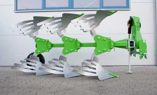 Новий обертовий плуг Bomet Leo 3 корпуси оборотный плуг