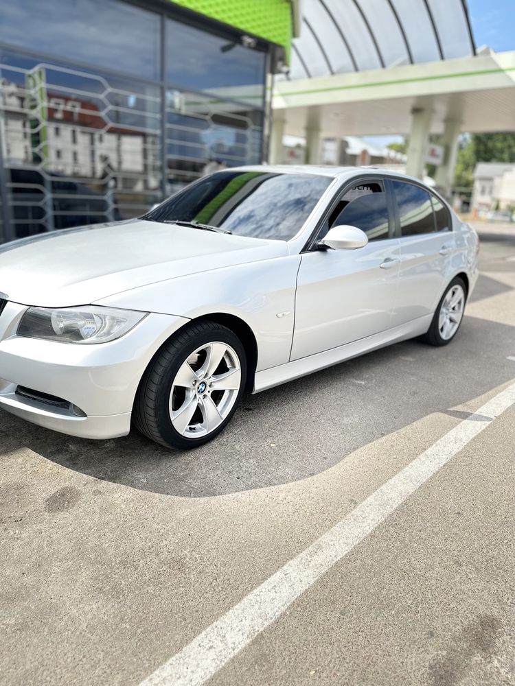 Продам BMW e 90