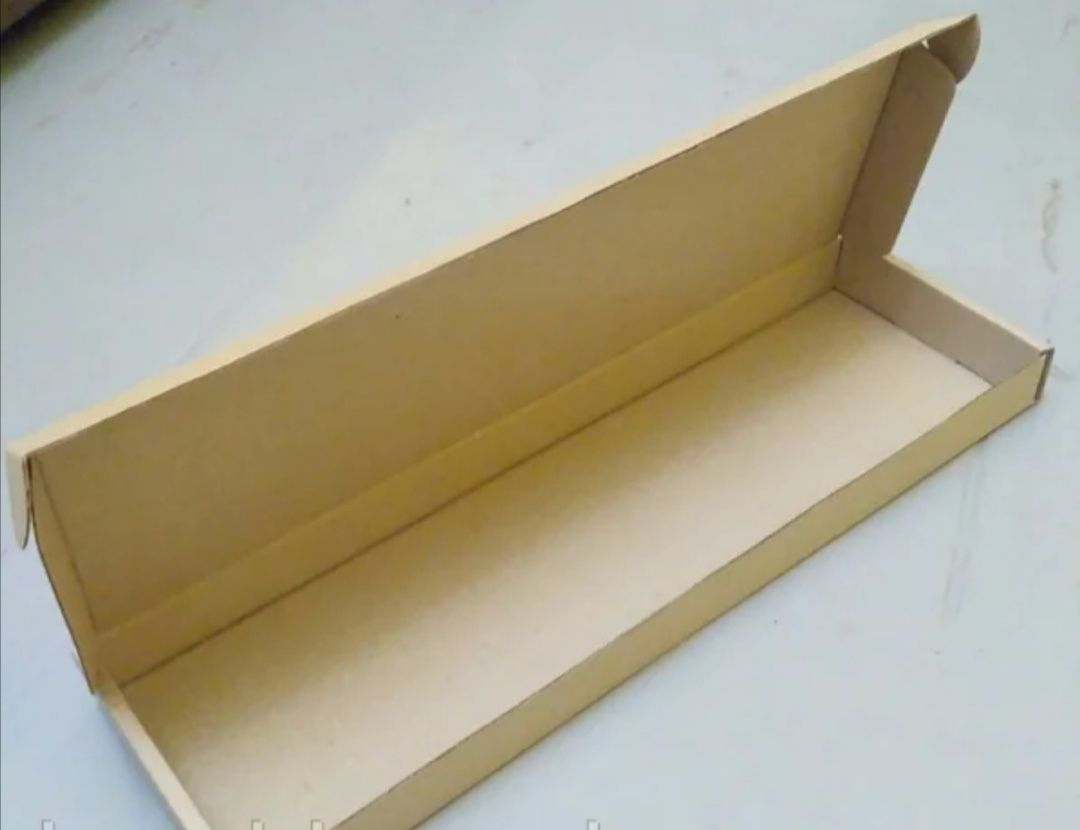 Самозбірна коробка Коробка картонная самосборная