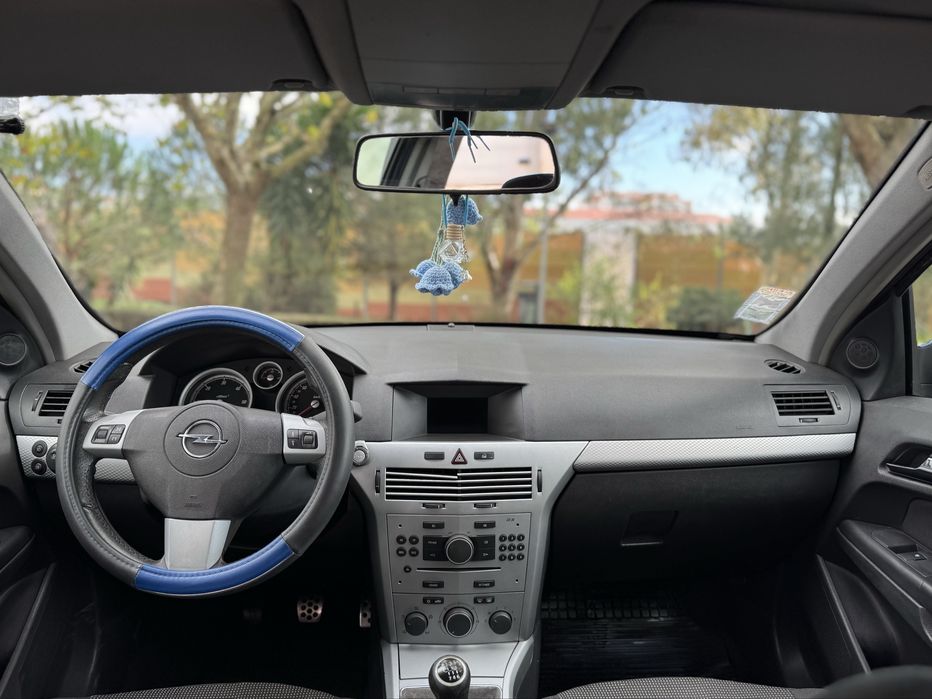 Opel Astra 1.3 CDTI 90cv