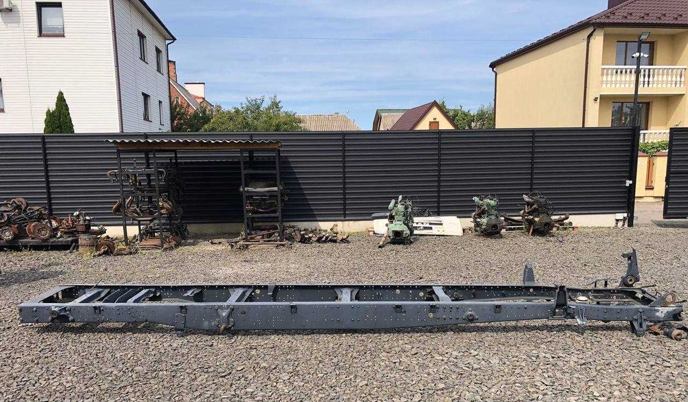 Рама з документами до Mercedes-Benz 1324 L - піскоструйна, фарбована