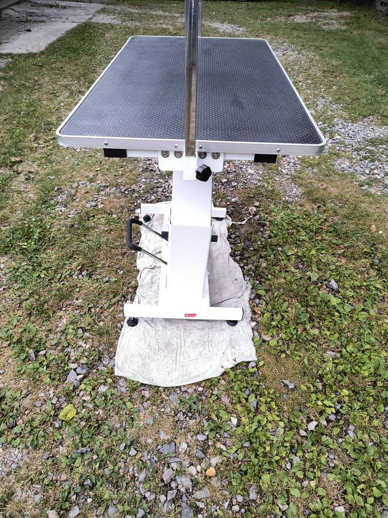 Stół groomerski GroomStar 110 x 60 cm hydraulicznie regulowany