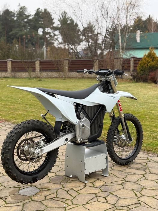Stark Varg MX 60hp (80hp) електробайк