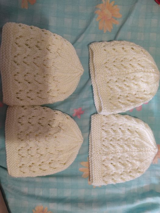 В'язані шапочки дитячі