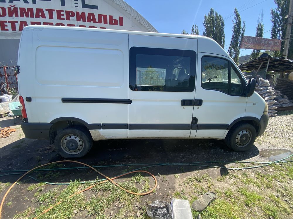 Nissan Interstar 2008р вантажо пасажир 8+1