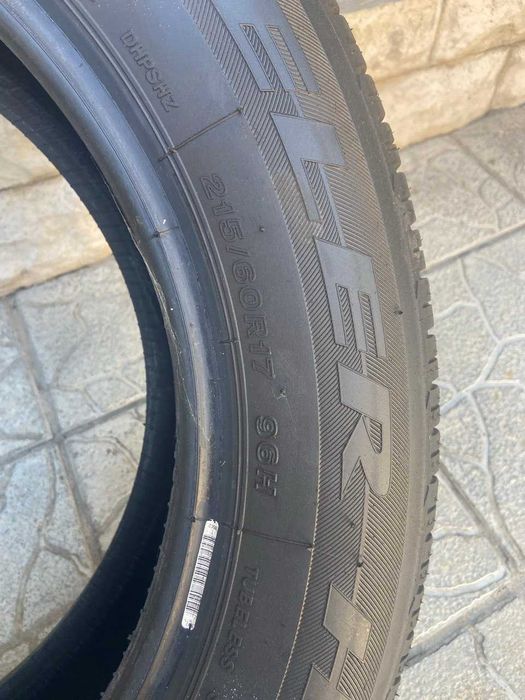 Продам комплект новых летних шин 215/60 R17 BRIDGESTONE