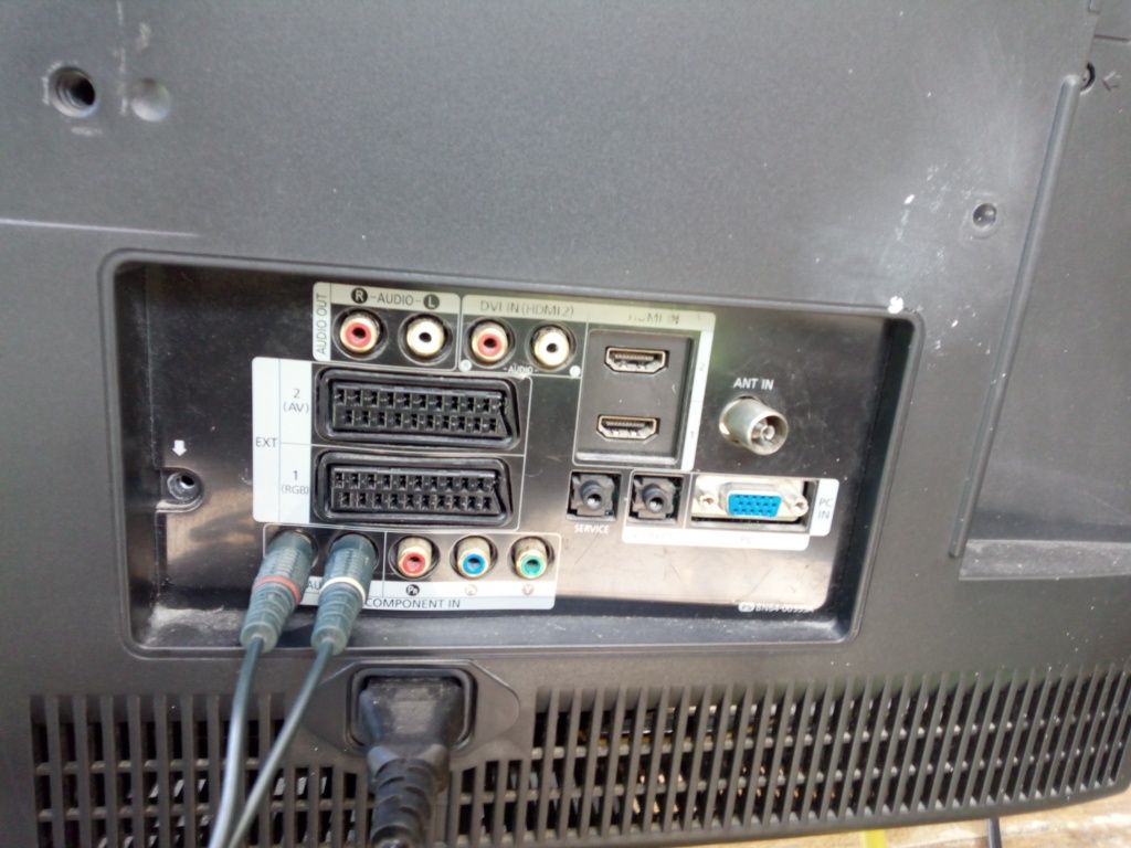 Telewizor Samsung LE32S81B 32 cale - sprawny

Sprzedam telewizor Samsu