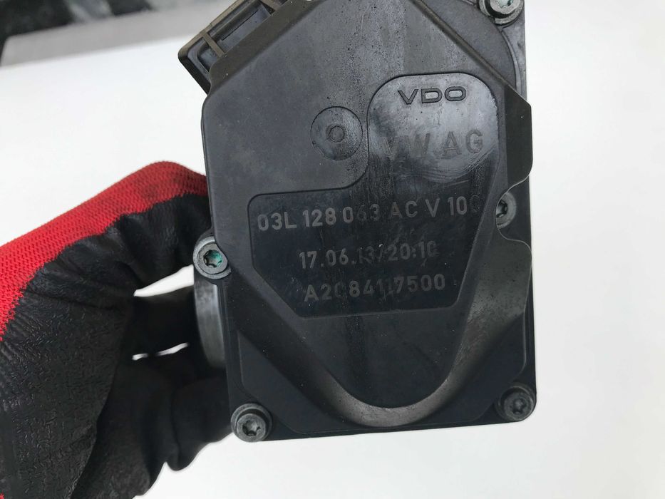 Дросельна заслонка Audi A1 - 1.6TDI - 2.0TDI / Audi A3. Q3 - 2.0TDI