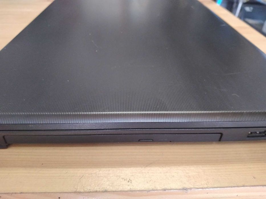 Toshiba Pro R50/Windows 11  /Dysk SSD 240GB /zasilacz komplet- 330 PLN